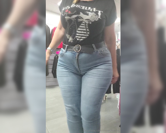 Diosa Curvi aka ofcurvysex - 10-14-2024 OnlyFans Video - Vamos a empezar el lunes positivamente