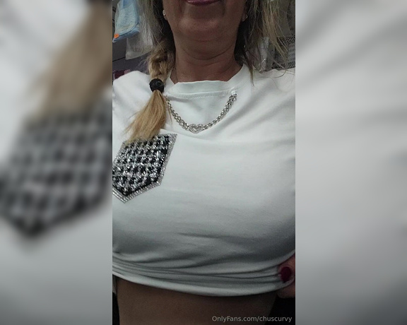 Diosa Curvi aka ofcurvysex - 10-21-2024 OnlyFans Video - Hola mis amoresaquí un mando un meneo de mis tetas mmmm