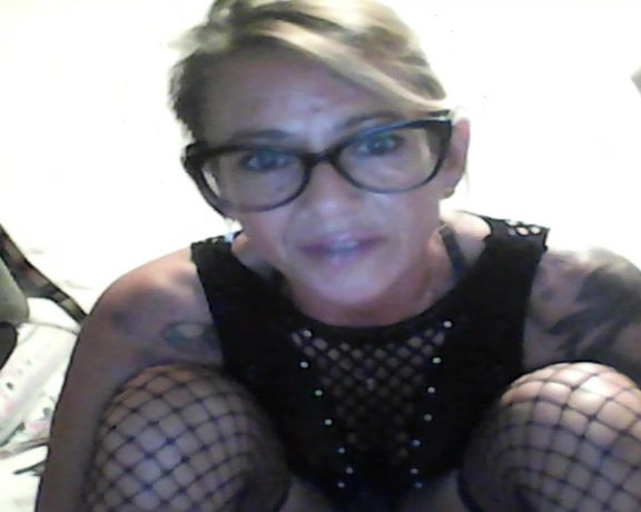 Eva Dreams80 aka evaonlydream - 07-19-2023 OnlyFans Video - Stream started at 07192023 0820 pm