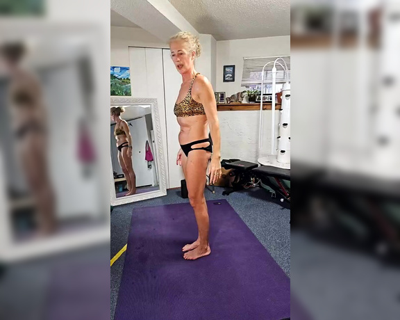 Classy Hot Babe aka sheswitme - 11-12-2024 OnlyFans Video - Stream started at 11122024 0333 pm Live workout, nobody there so Im jumping in the shower