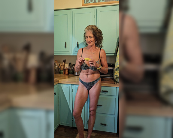 Classy Hot Babe aka sheswitme - 05-10-2024 OnlyFans Video - Gotta eat to stay strong