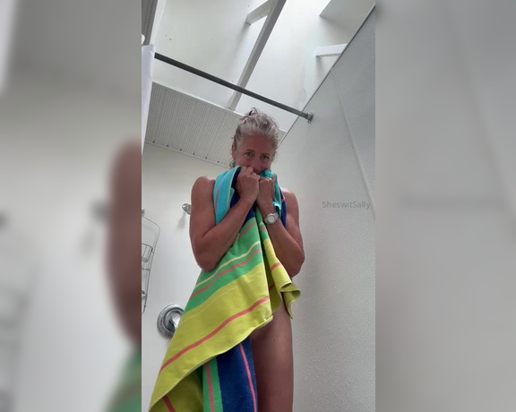 Classy Hot Babe aka sheswitme - 06-30-2024 OnlyFans Video - Camping shower