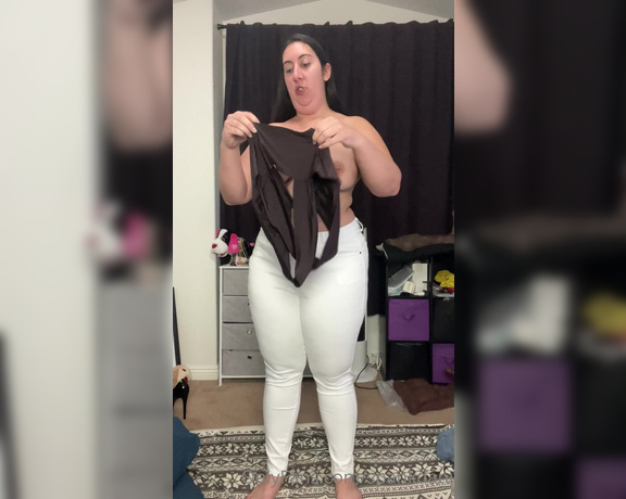 Dani Sorrento aka spankdani - 10-21-2022 OnlyFans Video - Fans that buy me gifts always get a first look photoset of me in or with