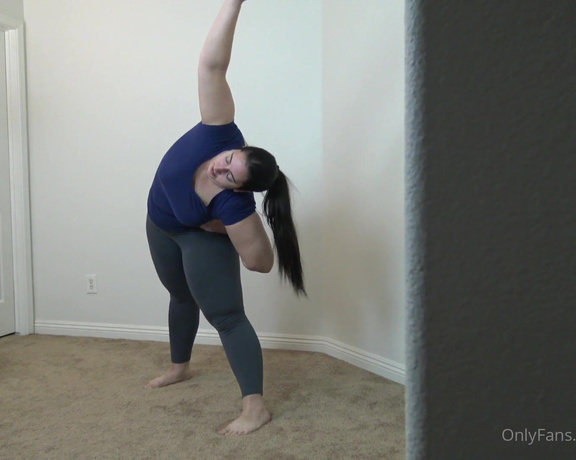 Dani Sorrento aka spankdani - 02-16-2023 OnlyFans Video - I filmed a hot custom clip today and had some extra footage of my workout before