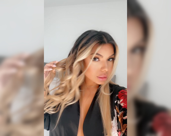 AKiani aka akiani - 09-12-2022 OnlyFans Video - Help me choose your favorite