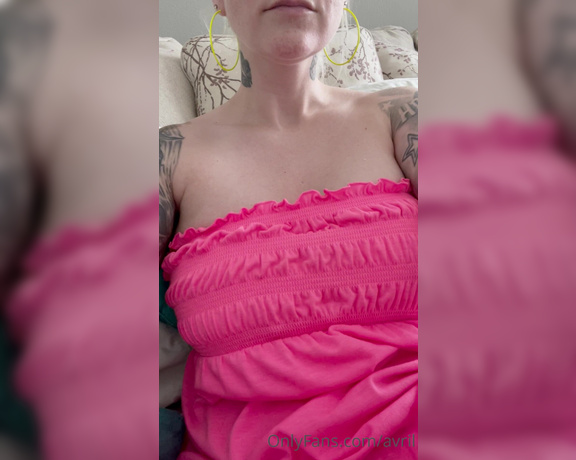 Avril_2.0 aka avril - 09-03-2021 OnlyFans Video - Its Fri_yay