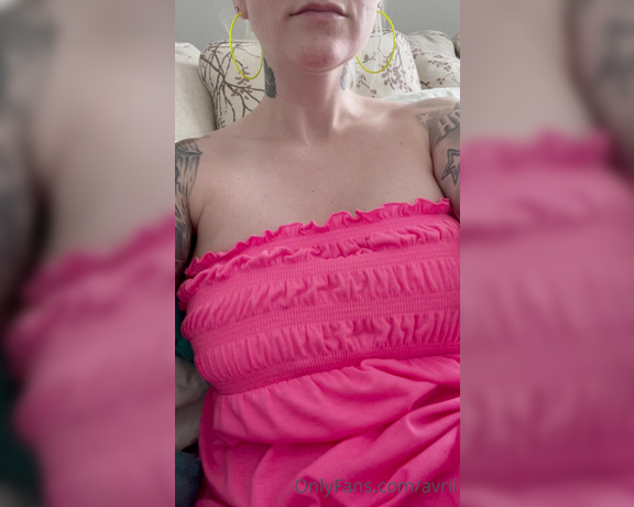 Avril_2.0 aka avril - 09-03-2021 OnlyFans Video - Its Fri_yay