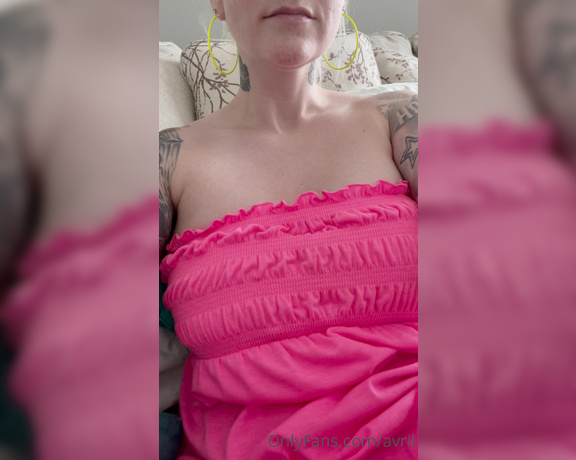 Avril_2.0 aka avril - 09-03-2021 OnlyFans Video - Its Fri_yay