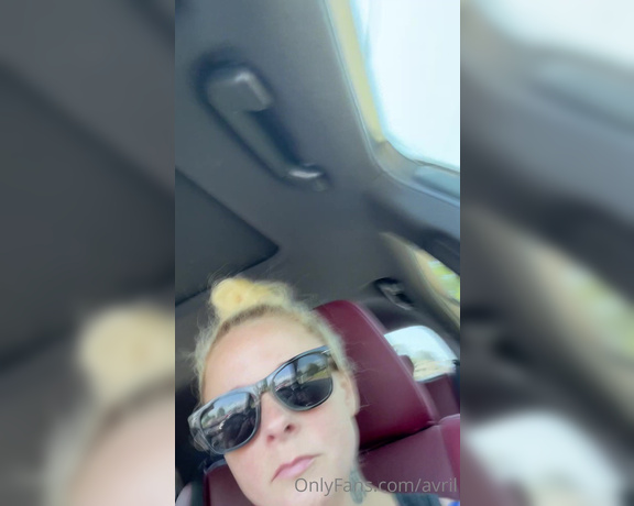 Avril_2.0 aka avril - 07-05-2023 OnlyFans Video - Whos wants road head