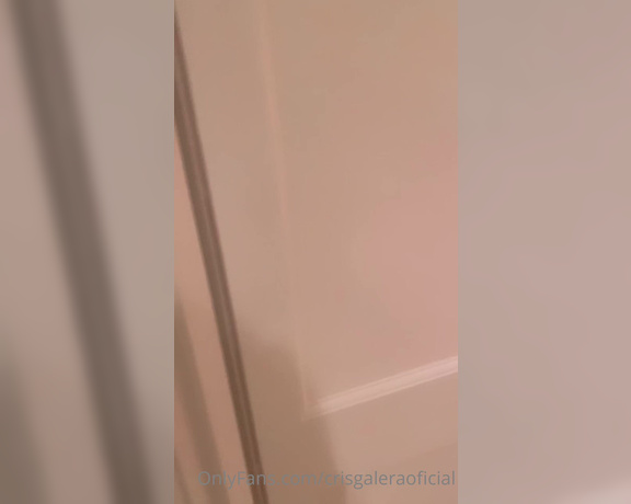 Cris Galera aka crisgaleraoficial - 04-27-2022 OnlyFans Video - I can clean your house