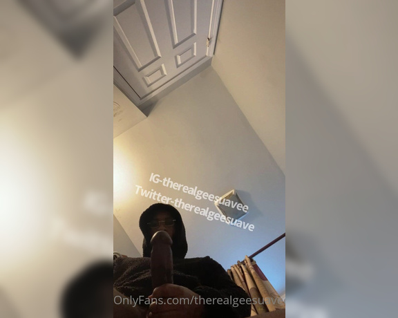 Gee Suaves aka therealgeesuavee - 12-31-2020 OnlyFans Video - Check Your Dm For The Full Video