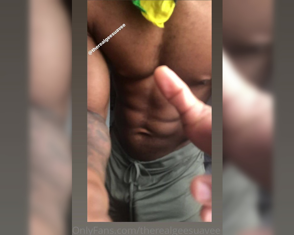 Gee Suaves aka therealgeesuavee - 06-29-2020 OnlyFans Video - Need a dancing partner