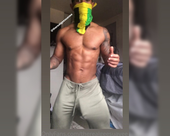 Gee Suaves aka therealgeesuavee - 06-29-2020 OnlyFans Video - Need a dancing partner