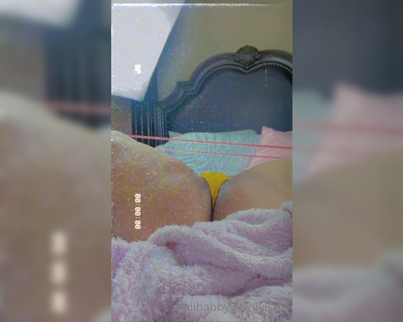 Kalibabbyy aka kalibabbyy - 02-01-2021 OnlyFans Video - Nude stretching this week