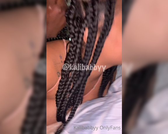 Kalibabbyy aka kalibabbyy - 07-08-2020 OnlyFans Video - POV heading to dms