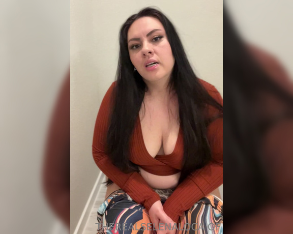 Selena Loca aka therealselenaloca - 02-07-2023 OnlyFans Video - Sorry babe didnt know you were in the restroom, but I really needed to use the