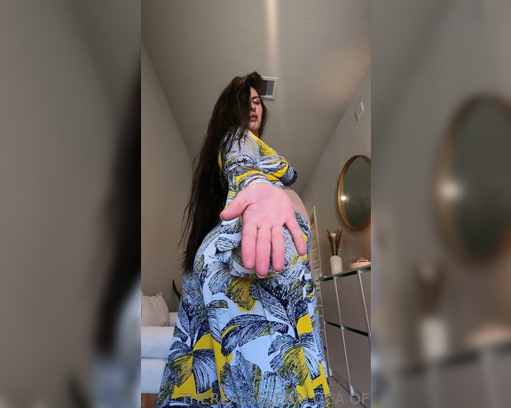 Selena Loca aka therealselenaloca - 06-10-2023 OnlyFans Video - So now that weve established that you love sucking these farts, hand me your wallet so