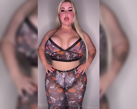 Curvy Aussie babe aka bambibabe99 - 10-31-2024 OnlyFans Video - Hope youre Having a spooky Halloween night