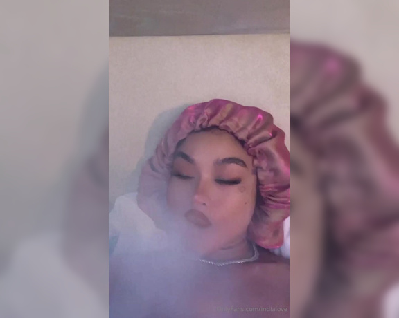 India Love aka indialove - 06-22-2024 OnlyFans Video - my faveee way to relax on a weekend