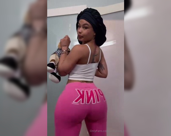 India Love aka indialove - 08-26-2024 OnlyFans Video - put on a little show for you this morning