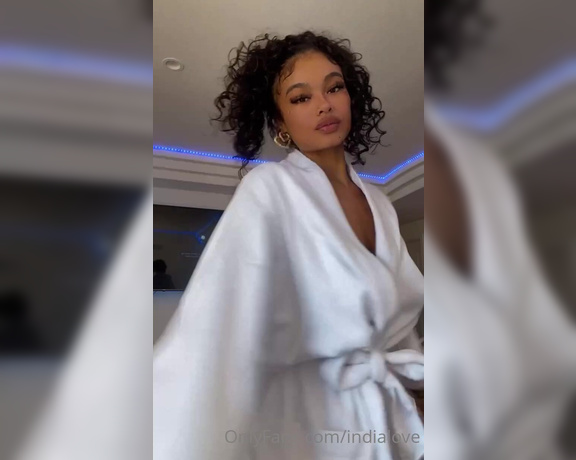 India Love aka indialove - 02-04-2022 OnlyFans Video - Birthday energy