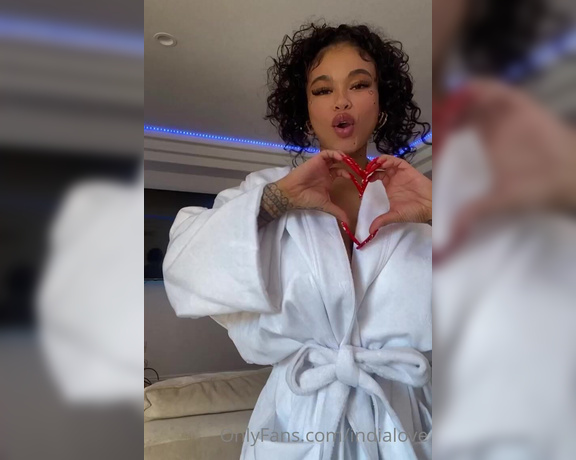 India Love aka indialove - 08-18-2022 OnlyFans Video - u have that one song that makes u stop what u doing n dance