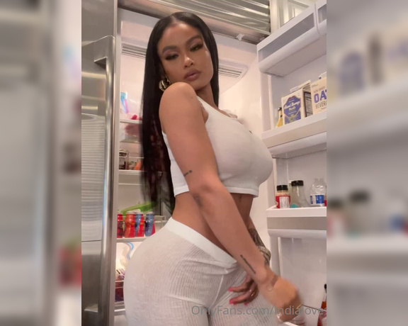 India Love aka indialove - 10-27-2022 OnlyFans Video - u eat today found this juicy RUMP ready for a reheat after what u ate up