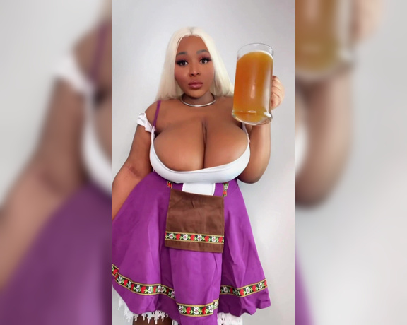 Annálise Moretti aka girluncensorednoppv - 10-06-2024 OnlyFans Video - Heres a beer pour over my huge tits to celebrate Oktoberfest