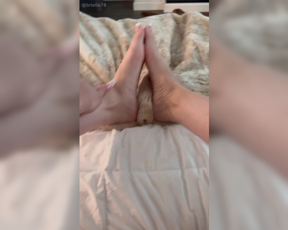 Briellah Qos aka sexybriellah - 07-18-2024 OnlyFans Video - You suckin on my toes while i take big dick