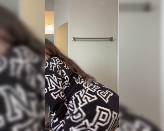 Briellah Qos aka sexybriellah - 10-23-2024 OnlyFans Video - If you have a small dick watch this video  also pay ur tiny dick taxs