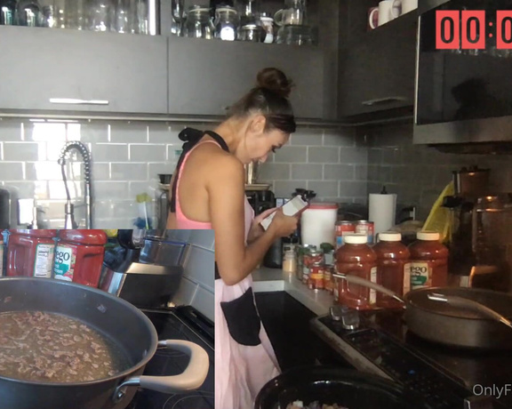 Christy Love aka clca69 - 01-28-2022 OnlyFans Video - Love my cooking shows