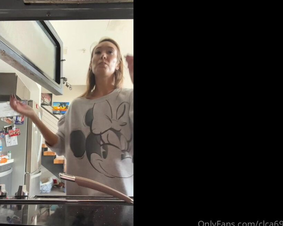 Christy Love aka clca69 - 12-20-2022 OnlyFans Video - Cooking with Christy Love_uhur