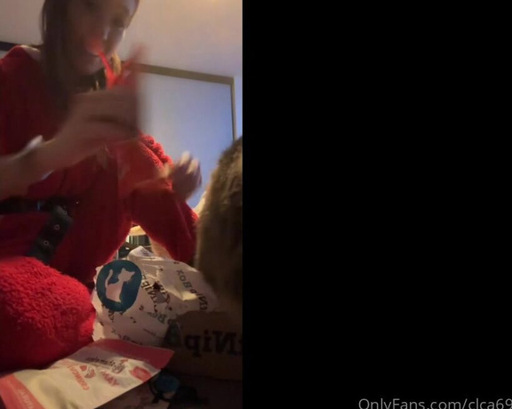 Christy Love aka clca69 - 12-17-2022 OnlyFans Video - Kitnipbox time for the cats I love these December toys for them