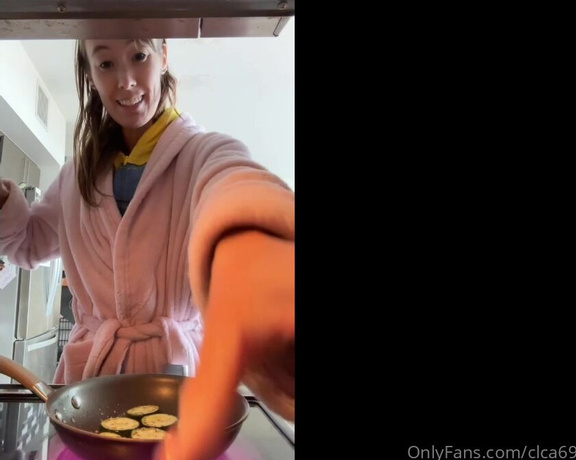 Christy Love aka clca69 - 04-27-2023 OnlyFans Video - Cooking _ vegan chicken nuggets, beans and zucchini