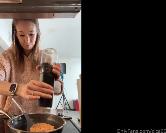 Christy Love aka clca69 - 07-27-2023 OnlyFans Video - Cooking time with Christy