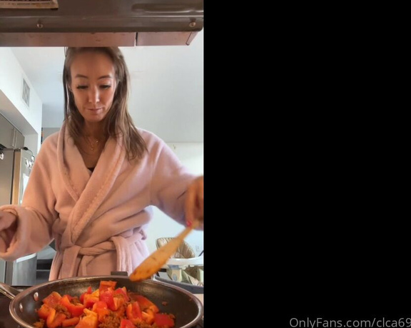 Christy Love aka clca69 - 06-20-2023 OnlyFans Video - Cooking with Christy_dtxu