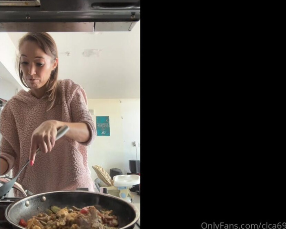 Christy Love aka clca69 - 06-27-2023 OnlyFans Video - Cooking with Christy_cf25