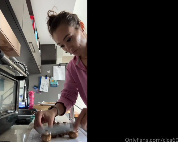 Christy Love aka clca69 - 08-01-2023 OnlyFans Video - Cooking with Christy_jsfg