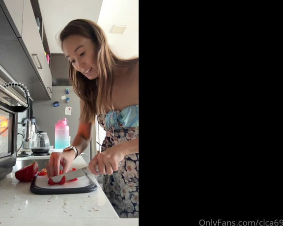 Christy Love aka clca69 - 11-28-2023 OnlyFans Video - Cooking with Christy_1fei