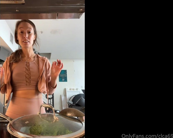 Christy Love aka clca69 - 11-30-2023 OnlyFans Video - Cooking with Christy_gngd