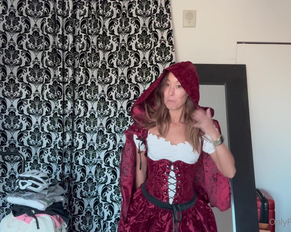 Christy Love aka clca69 - 12-30-2023 OnlyFans Video - Little red riding hood sees a stranger in the forest and shows appreciation for his kindness