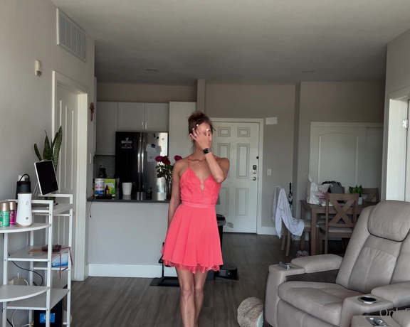 Christy Love aka clca69 - 10-26-2024 OnlyFans Video - Watch me tease you back and forth