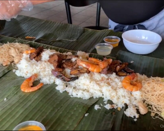 Christy Love aka clca69 - 07-08-2019 OnlyFans Video - Eating some delicious Filipino food with my friends Cant go wrong with some delicious food