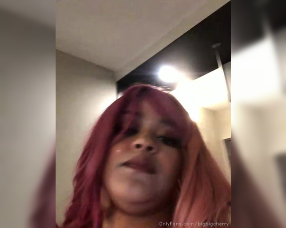 Big Big Cherry  BBW aka bigbigcherry - 06-12-2022 OnlyFans Video - Just finding out theres a vault here