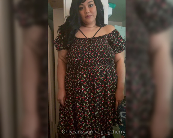 Big Big Cherry  BBW aka bigbigcherry - 03-14-2022 OnlyFans Video - Going out looking innocent, but they dont know whats under