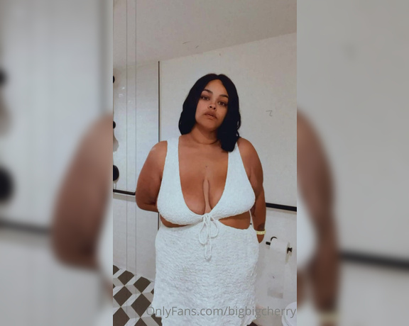 Big Big Cherry  BBW aka bigbigcherry - 07-18-2022 OnlyFans Video - Would you chase after me