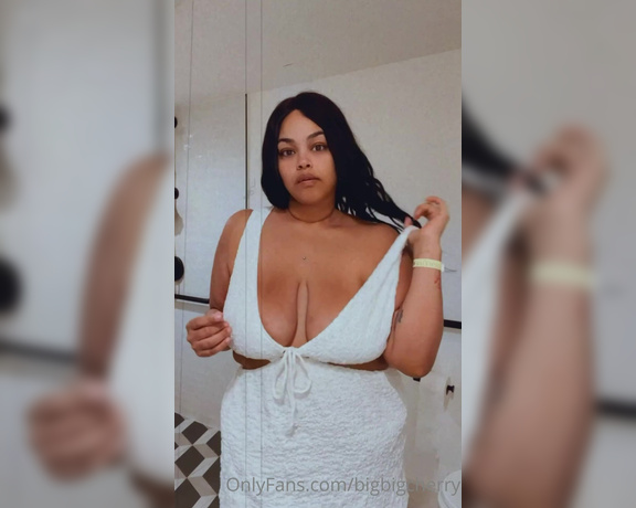 Big Big Cherry  BBW aka bigbigcherry - 07-18-2022 OnlyFans Video - Would you chase after me