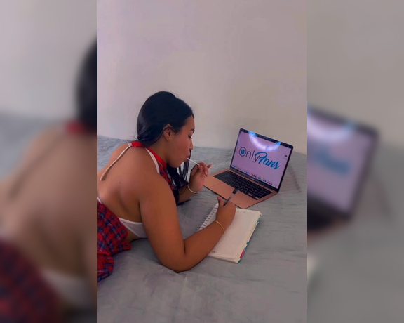 Dahianna Castrillon aka dahianna.castrillon - 10-31-2022 OnlyFans Video - El video completo dura 6 minutos, dime si quieres verlo  Fue tan ricooo disfrutar con