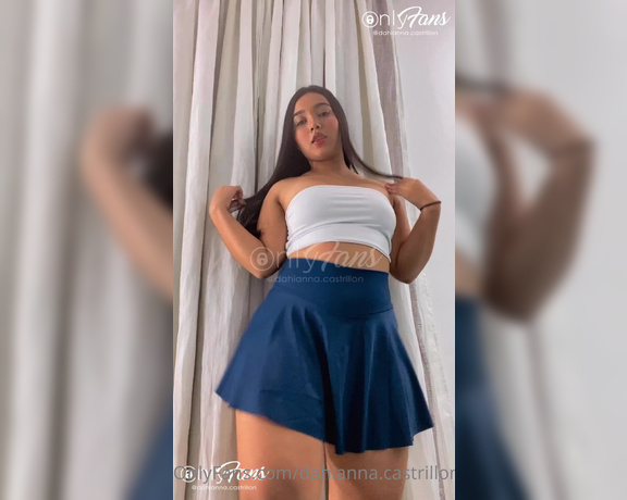 Dahianna Castrillon aka dahianna.castrillon - 09-27-2022 OnlyFans Video - En el privado te dejo la continuación del video donde podrá ver mis ricas tetas y