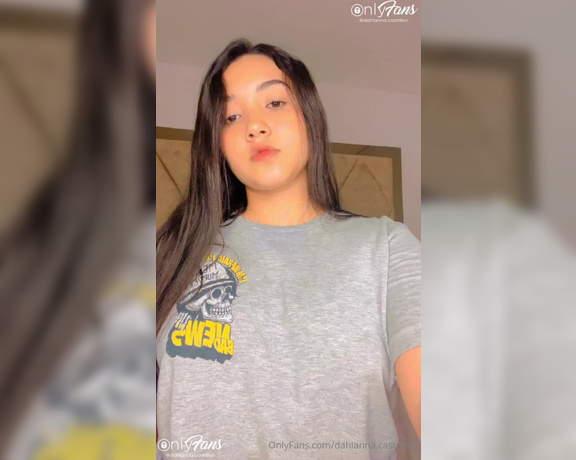 Dahianna Castrillon aka dahianna.castrillon - 09-21-2023 OnlyFans Video - En la pose de la foto entra todito